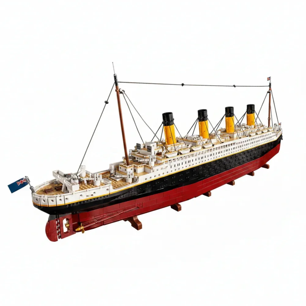 RMS Titanic Ocean Liner - 10294